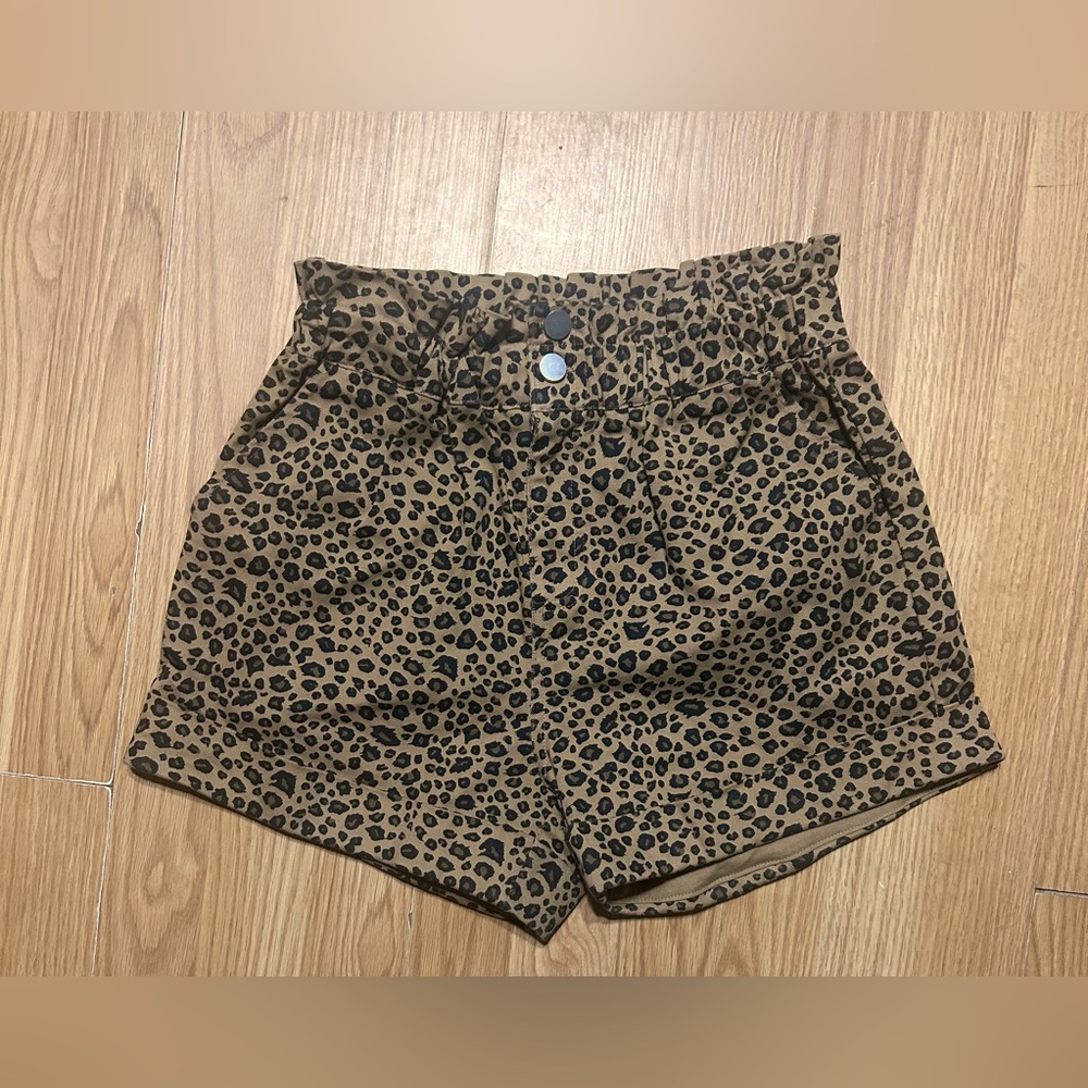 3/$20 Ladies S Hudson grey high waisted cheetah print denim